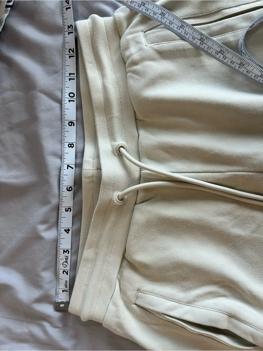 Alphalete Cream Drawstring Athletic Shorts